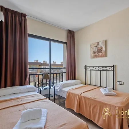 Apart-hotel Con Parking Privado En El Paseo Maritimo De *