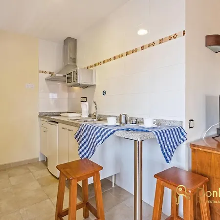 Apart-hotel Con Parking Privado En El Paseo Maritimo De