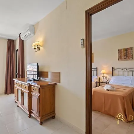 Apart-hotel Con Parking Privado En El Paseo Maritimo De